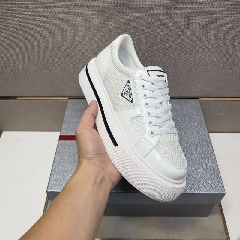 Sporty Prada Low Shoes 35444