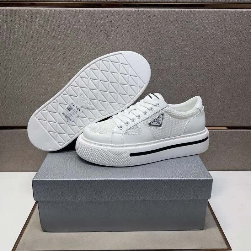 Sporty Prada Low Shoes 35444
