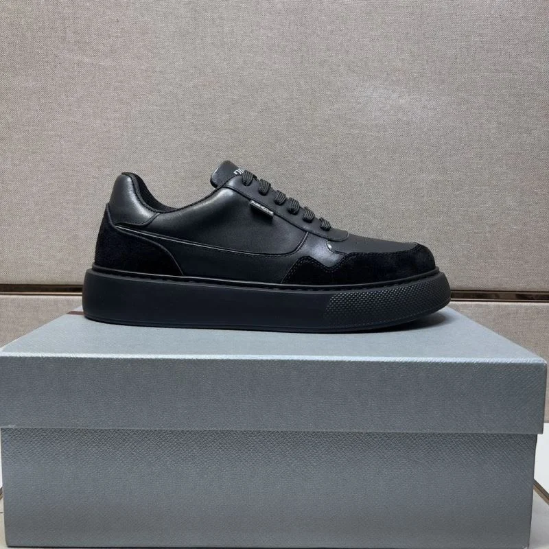 Prada Low Shoes Flexible 35424