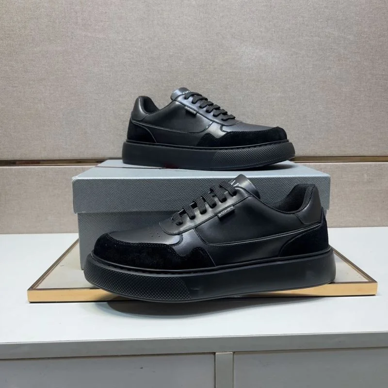 Prada Low Shoes Flexible 35424