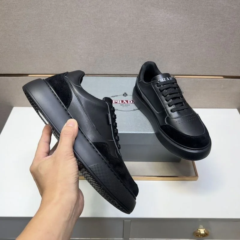 Prada Low Shoes Flexible 35424