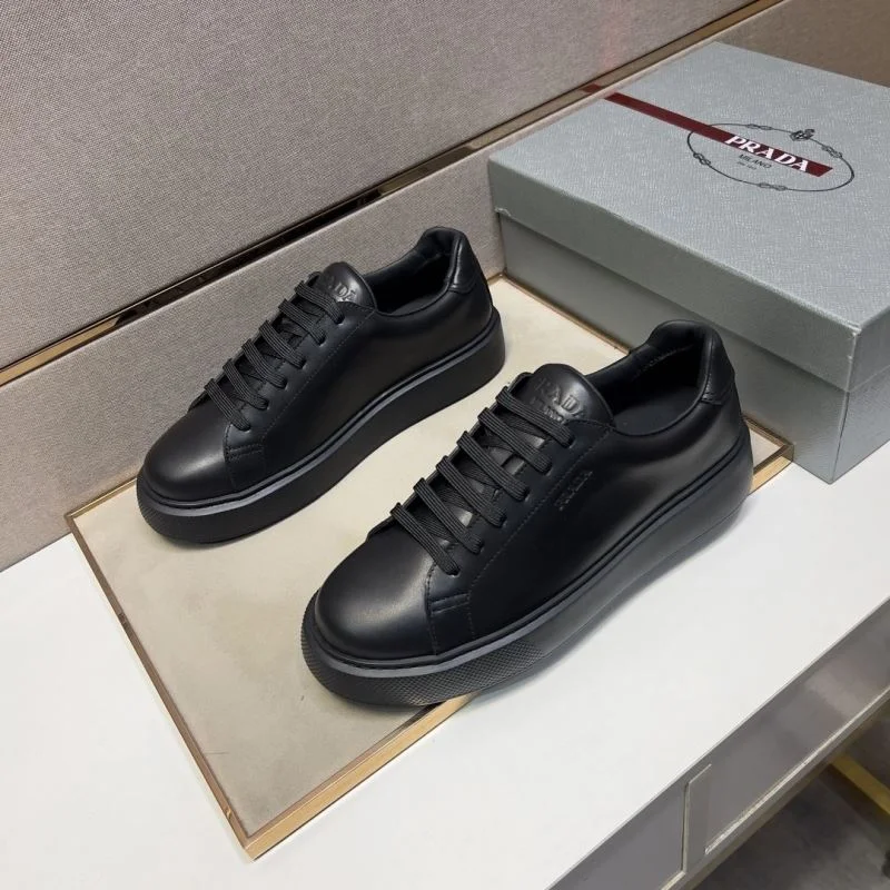 Prada Low Shoes Chic 35417