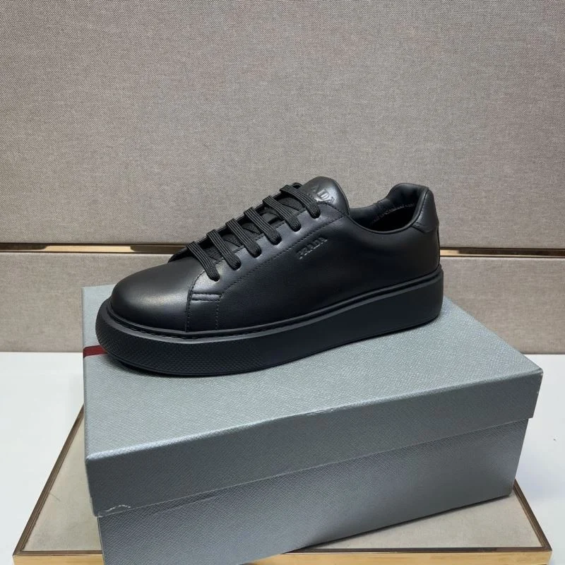 Prada Low Shoes Chic 35417