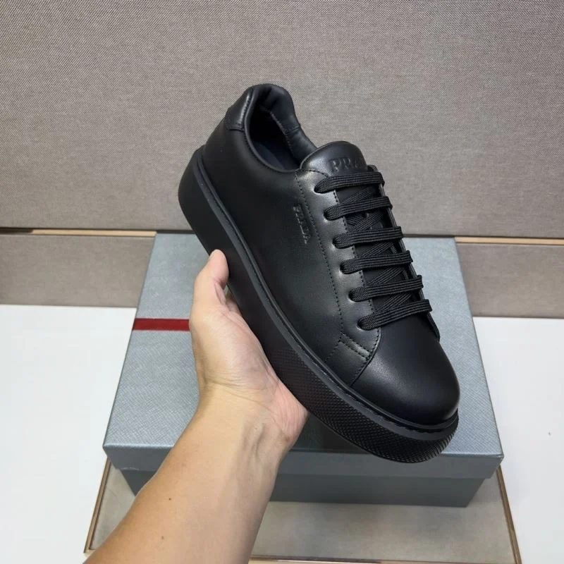 Prada Low Shoes Chic 35417