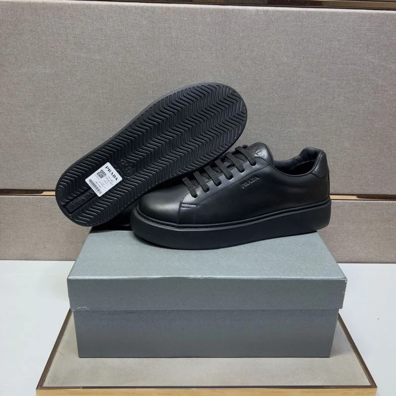 Prada Low Shoes Chic 35417