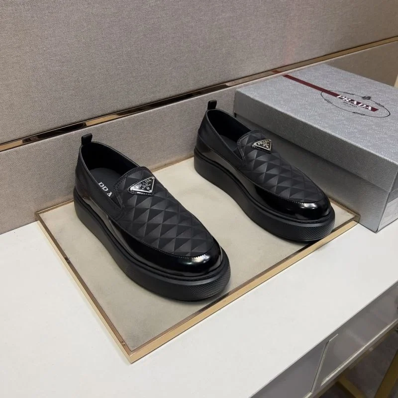 Prada Low Shoes RelaxedFit 35410