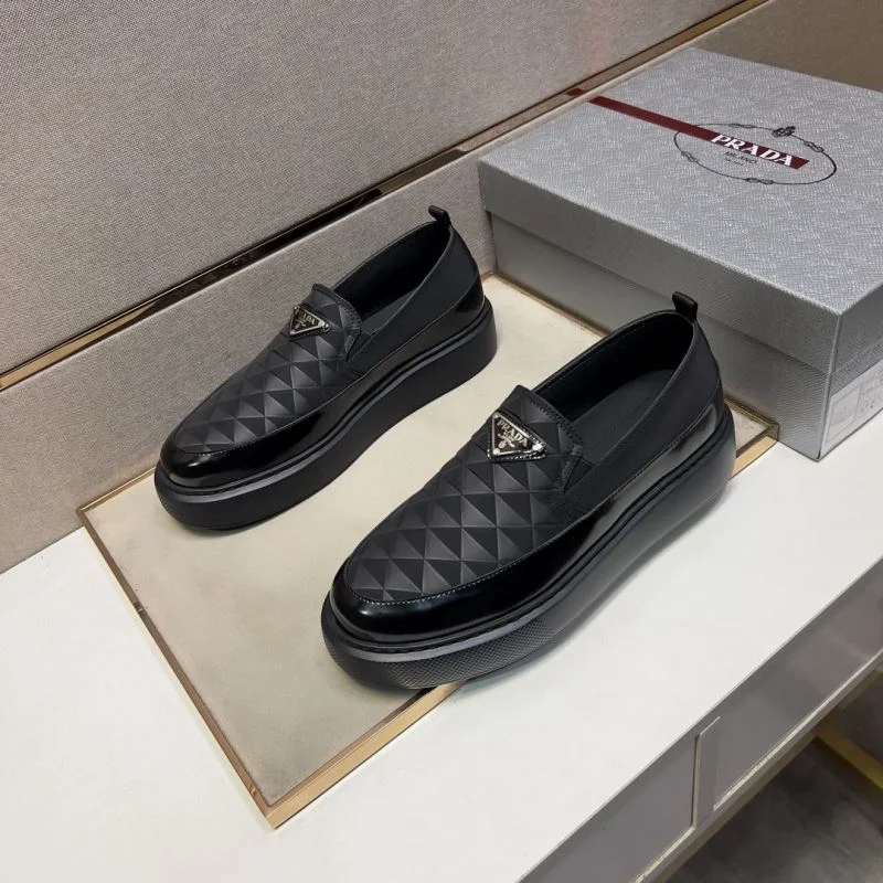 Prada Low Shoes RelaxedFit 35410