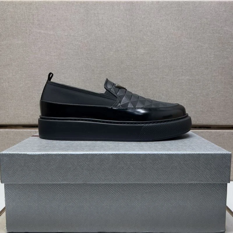 Prada Low Shoes RelaxedFit 35410