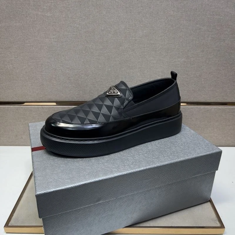 Prada Low Shoes RelaxedFit 35410