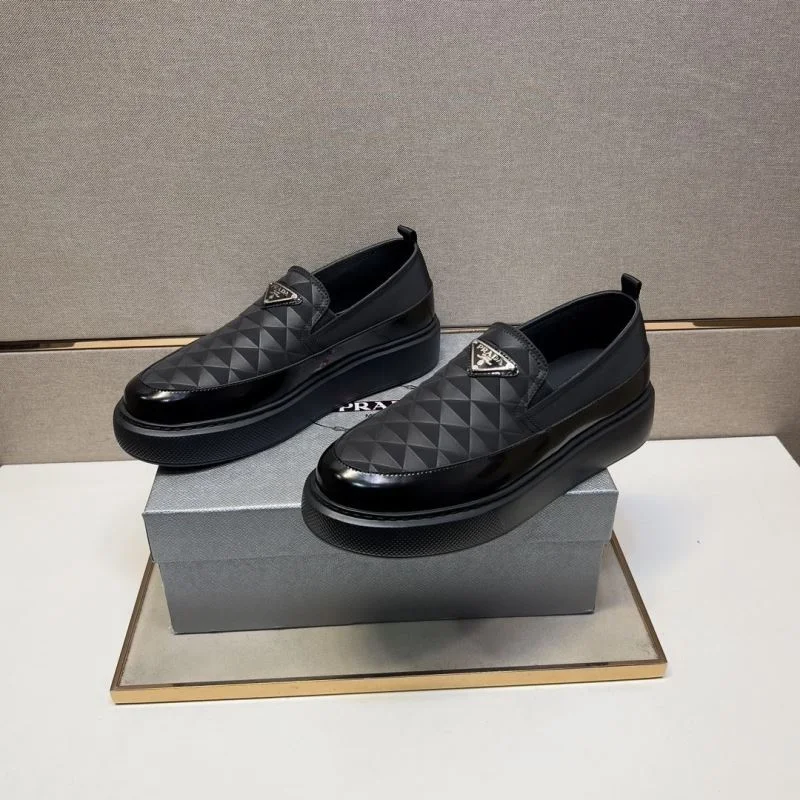 Prada Low Shoes RelaxedFit 35410