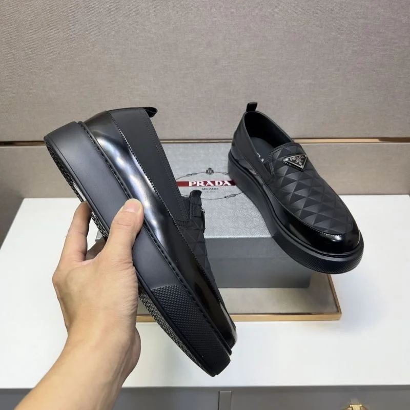Prada Low Shoes RelaxedFit 35410