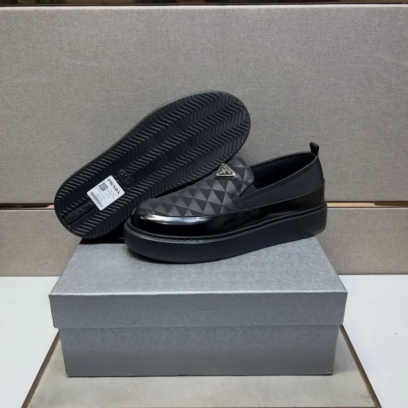 Prada Low Shoes RelaxedFit 35410