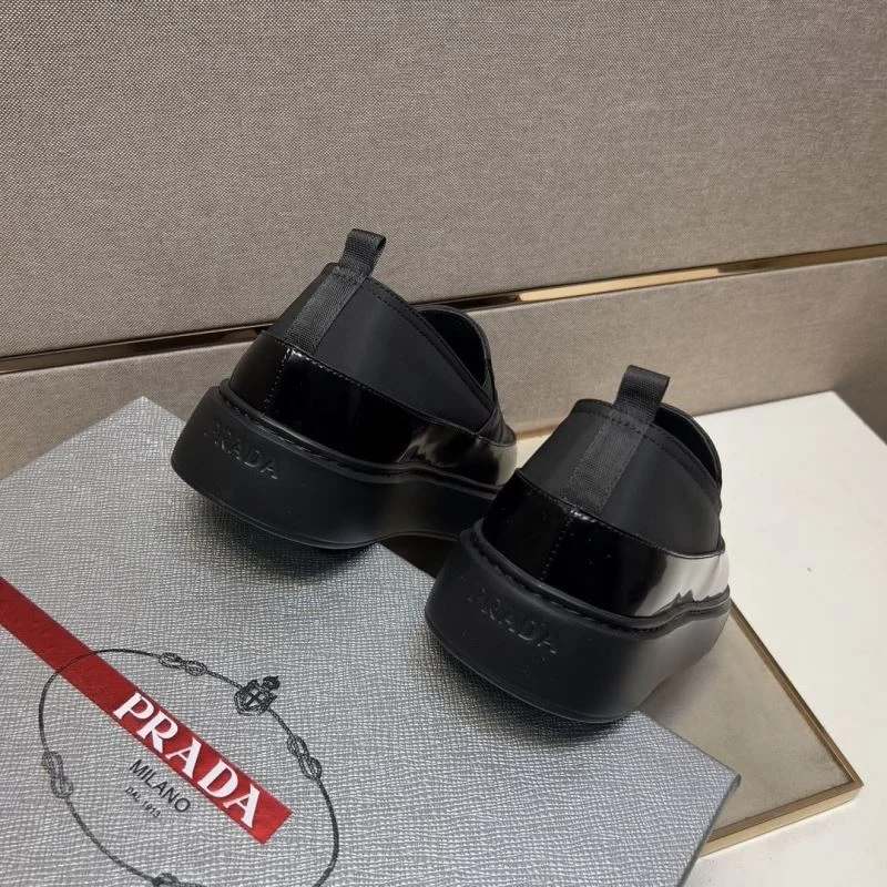 Prada Low Shoes RelaxedFit 35410