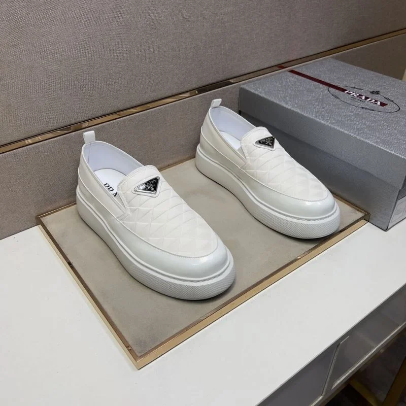 NewStyle Prada Low Shoes 35420