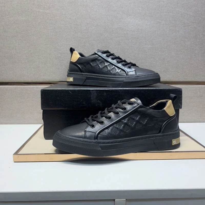 ModernLook Prada Low Shoes 35392