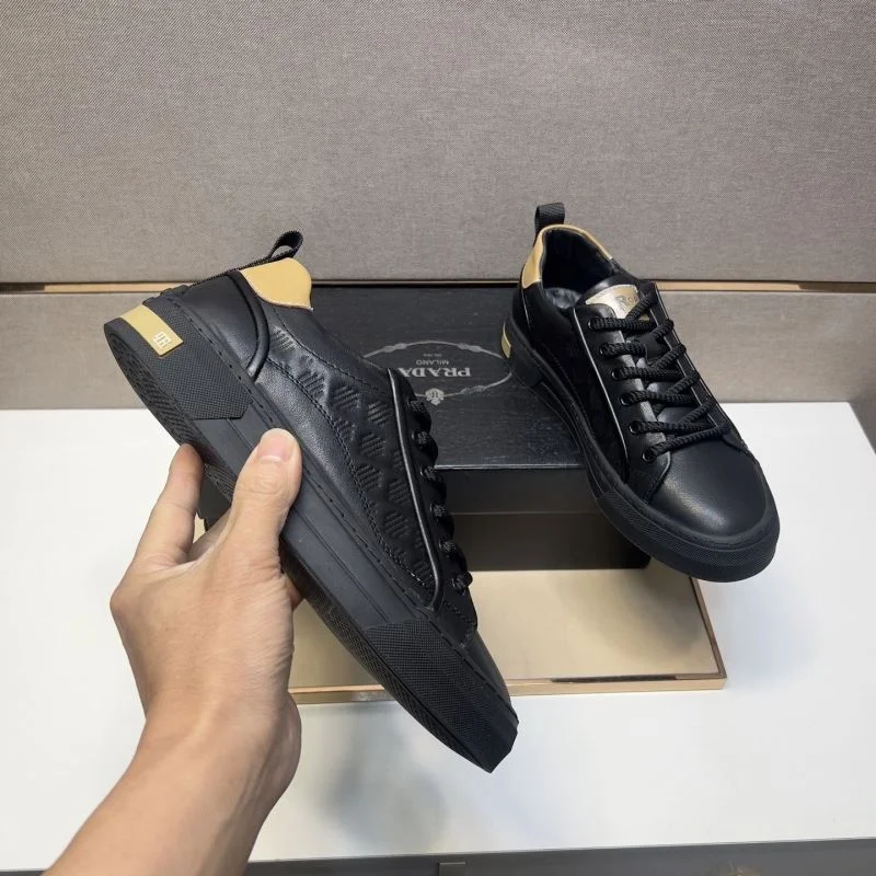 ModernLook Prada Low Shoes 35392