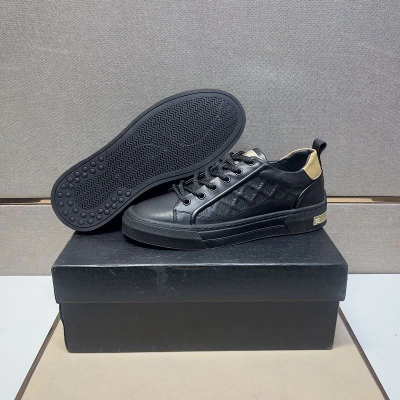 ModernLook Prada Low Shoes 35392