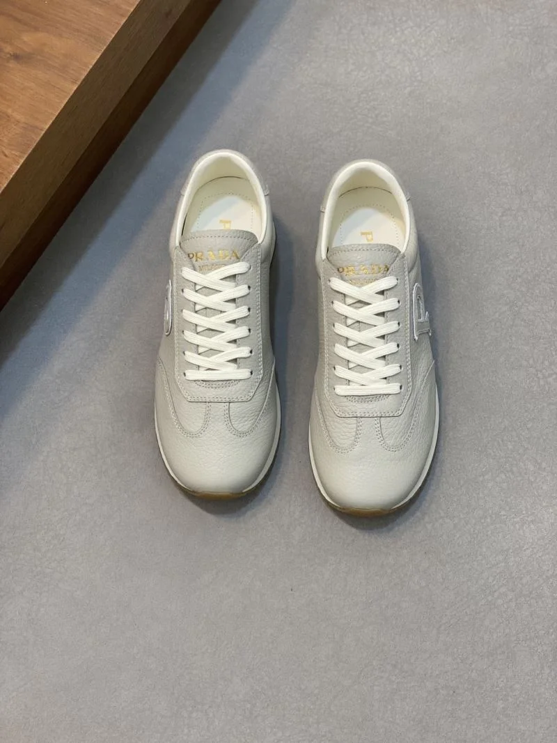 Prada Low Shoes QuickDry 35411