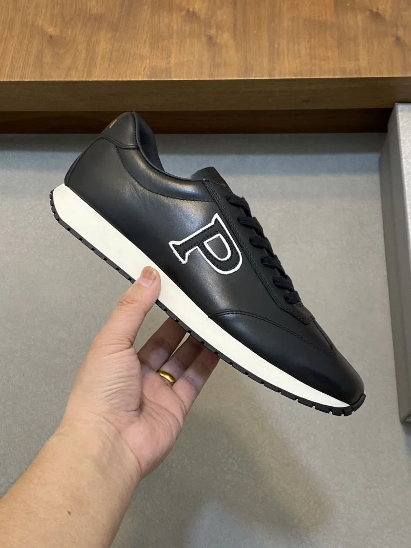 Compact Prada Low Shoes 35396