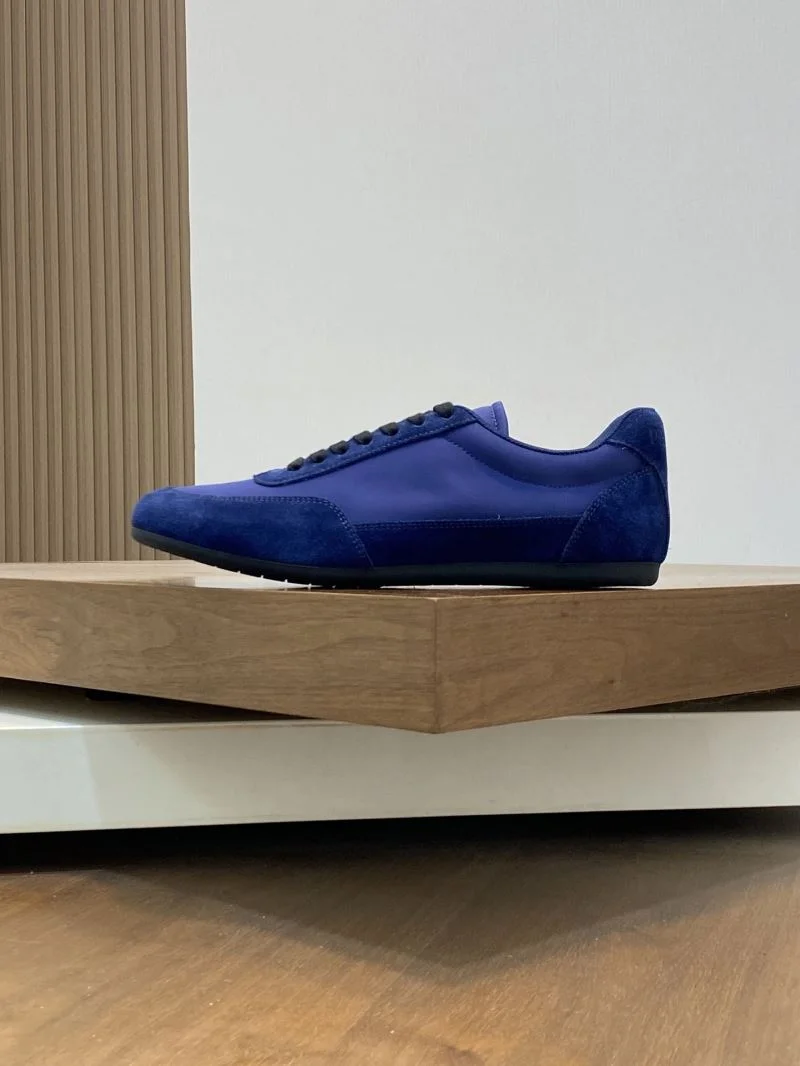 UrbanStyle Prada Low Shoes 35403