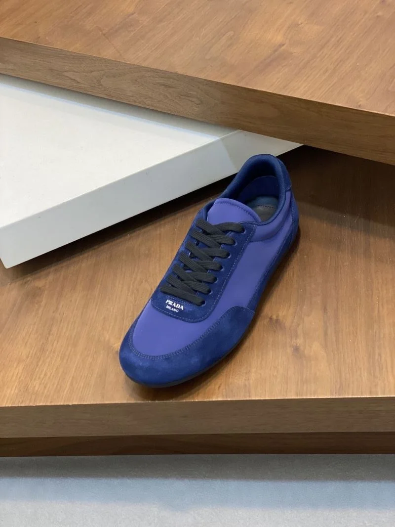 UrbanStyle Prada Low Shoes 35403