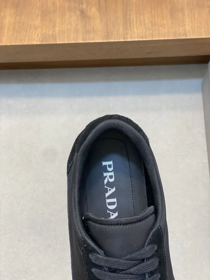 Prada Low Shoes Casual 35393