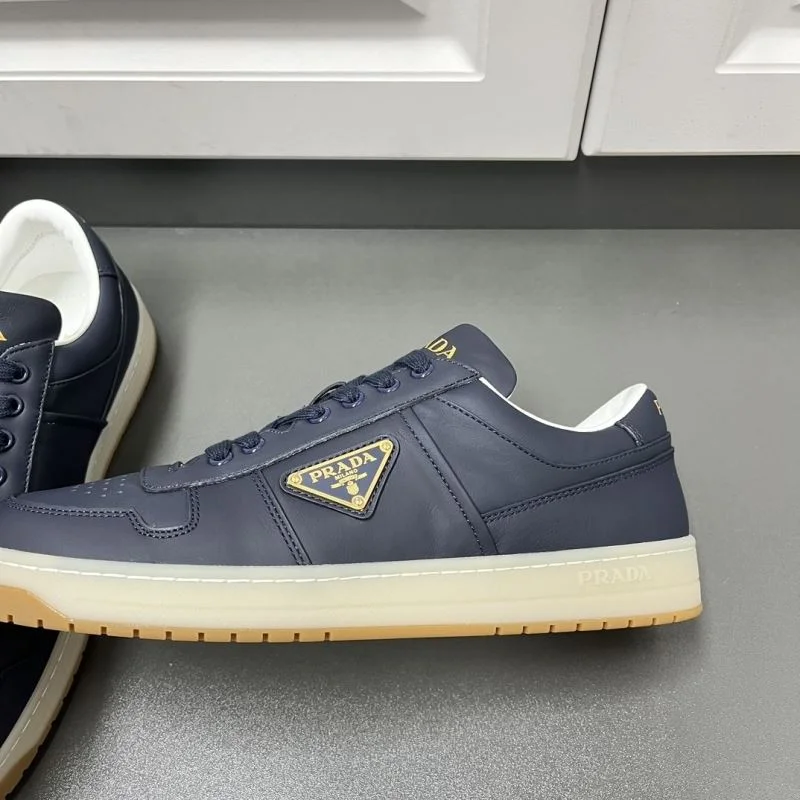 Prada Low Shoes Bright 35419