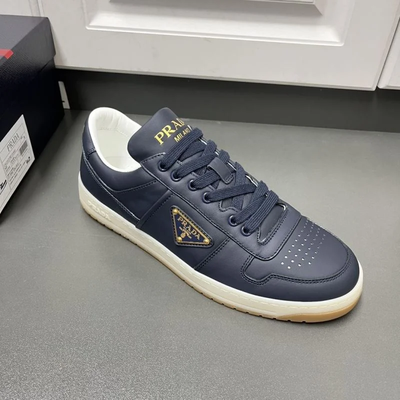 Prada Low Shoes Bright 35419