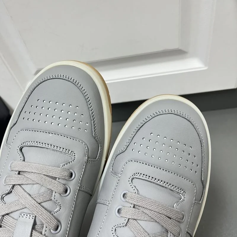 Prada Low Shoes Elegant 35401