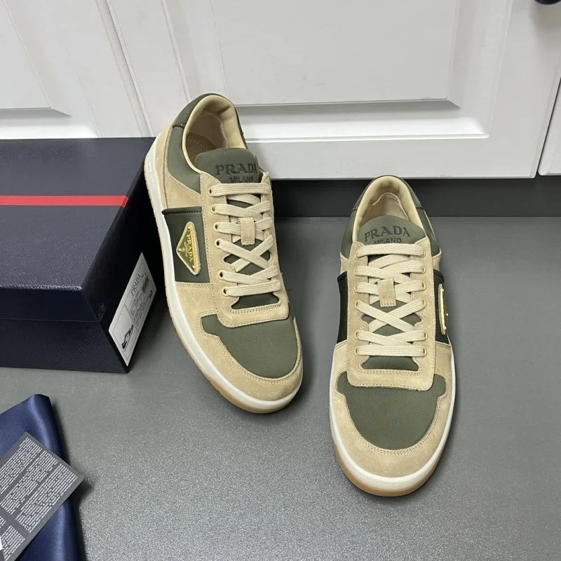 Prada Low Shoes TimelessDesign 35421