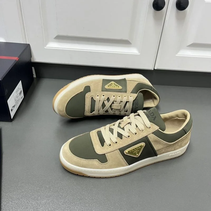 Prada Low Shoes TimelessDesign 35421