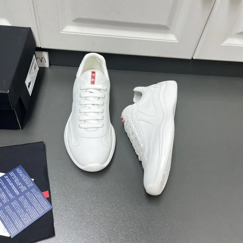 Lightweight Prada Low Shoes 35388