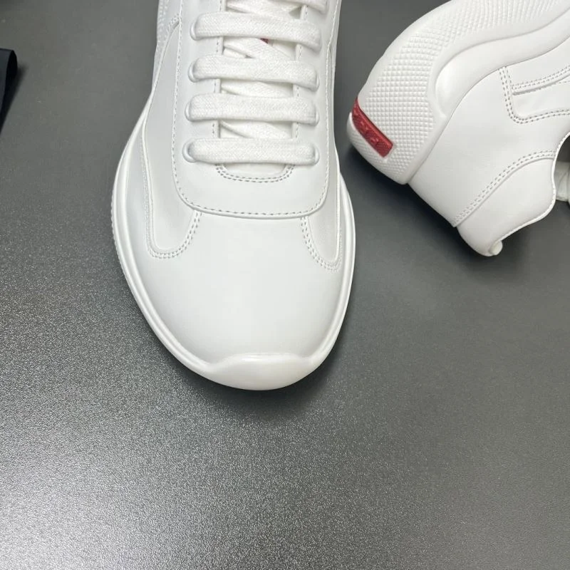 Lightweight Prada Low Shoes 35388