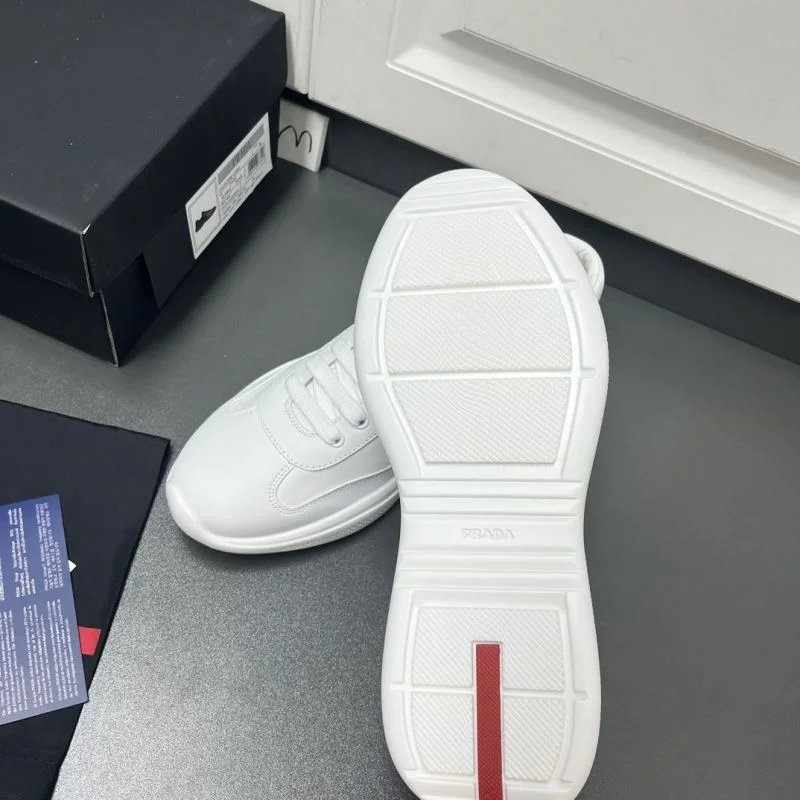 Lightweight Prada Low Shoes 35388