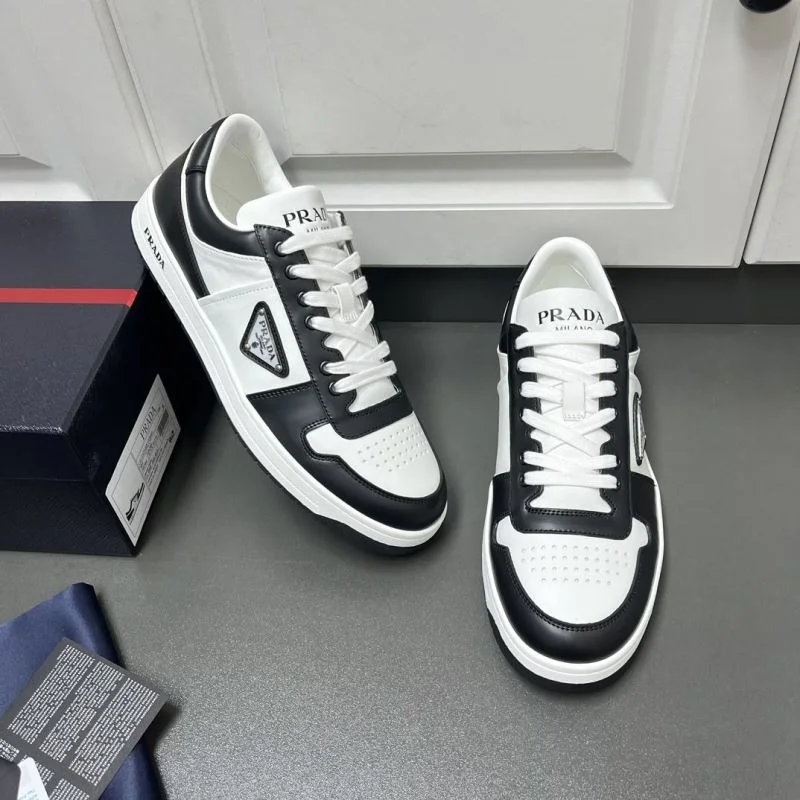 Modern Prada Low Shoes 35387