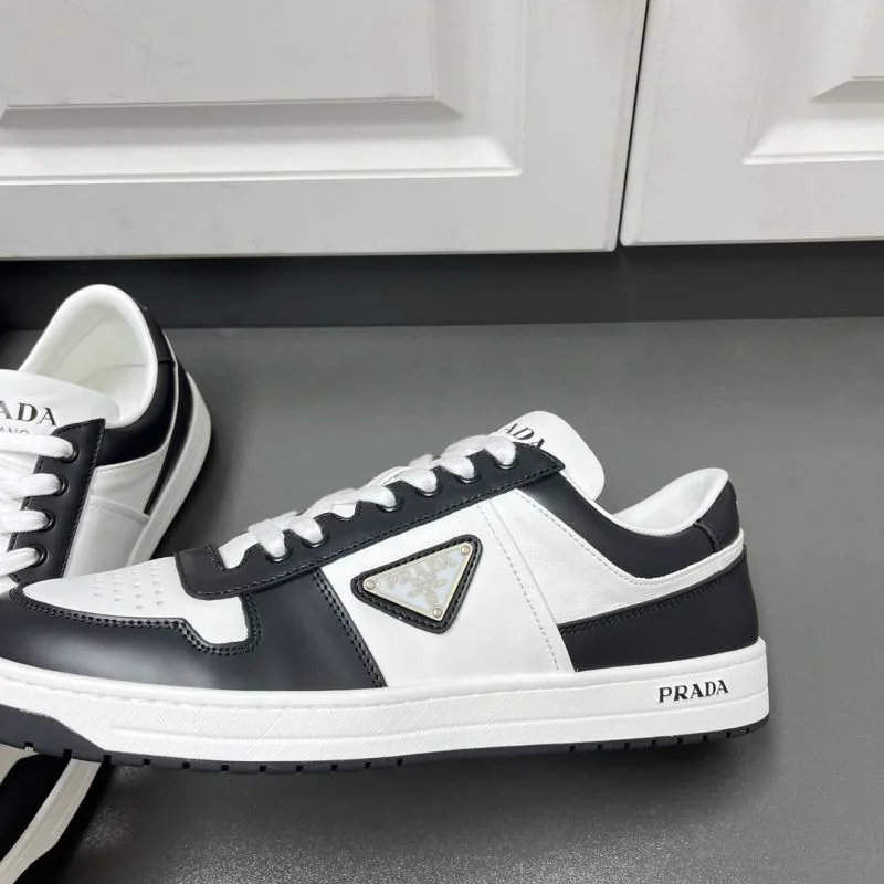 Modern Prada Low Shoes 35387