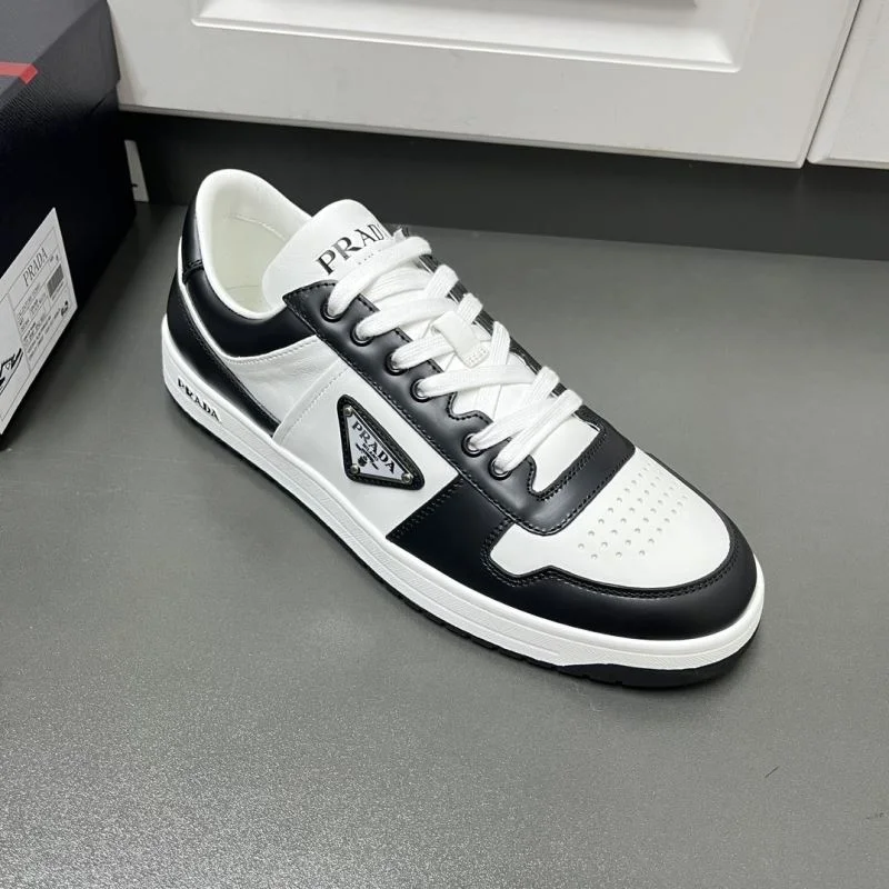 Modern Prada Low Shoes 35387