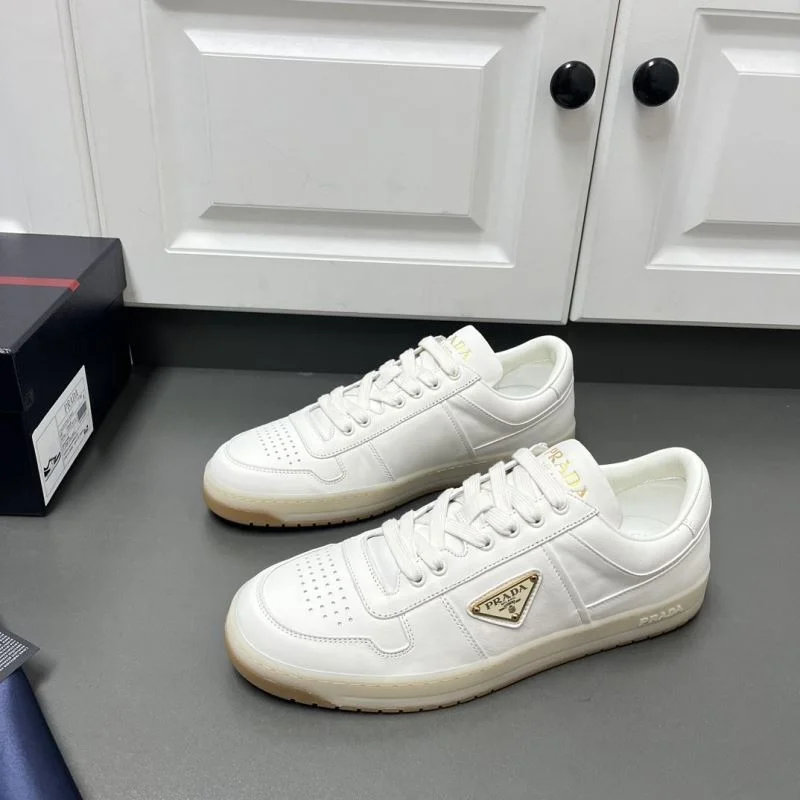 OdorResistant Prada Low Shoes 35386
