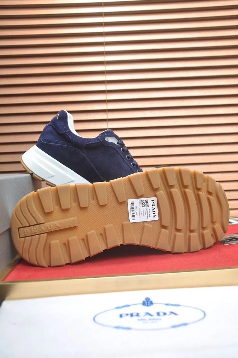 Prada Low Shoes MoistureWicking 35384