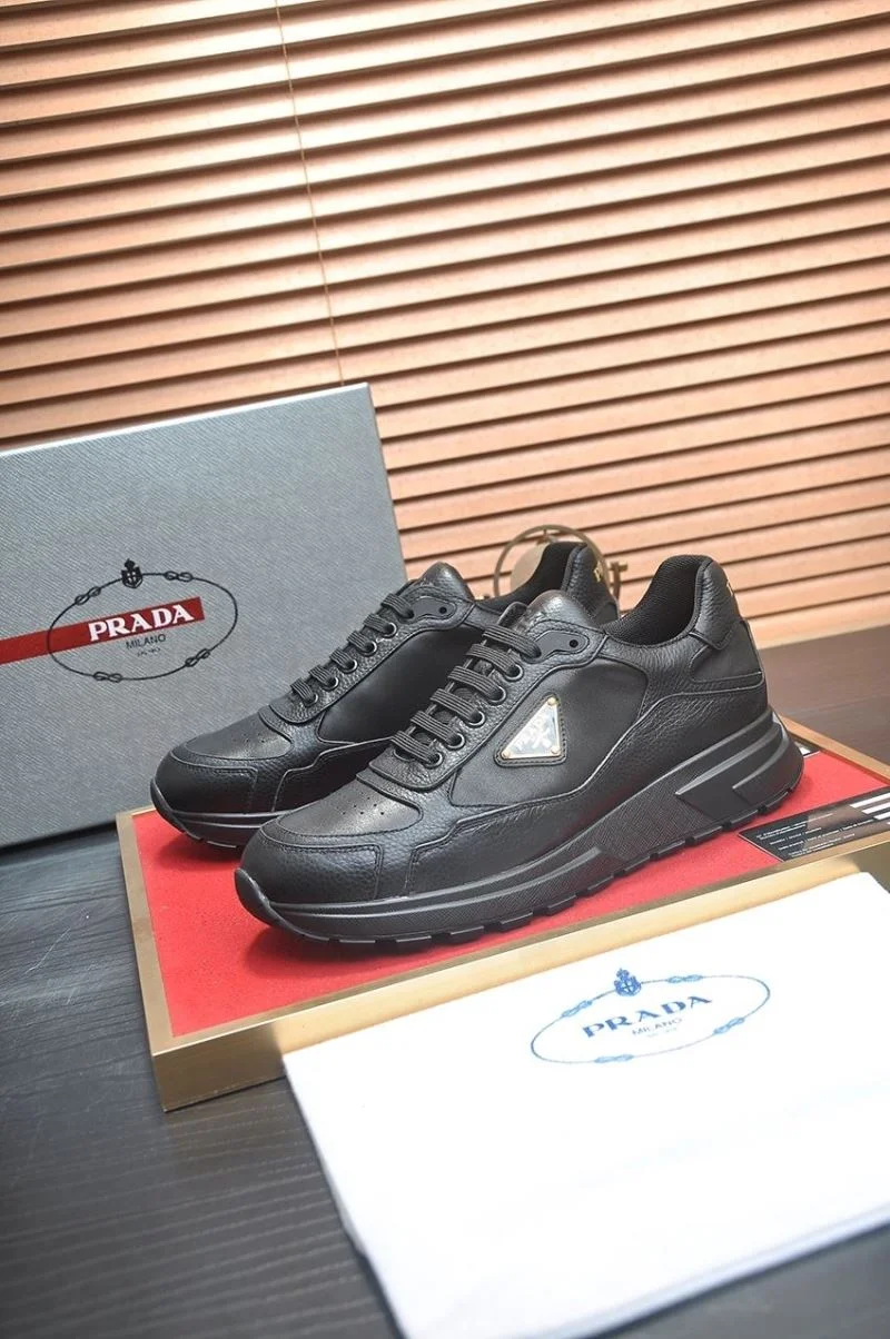 Prada Low Shoes Lightweight 35380