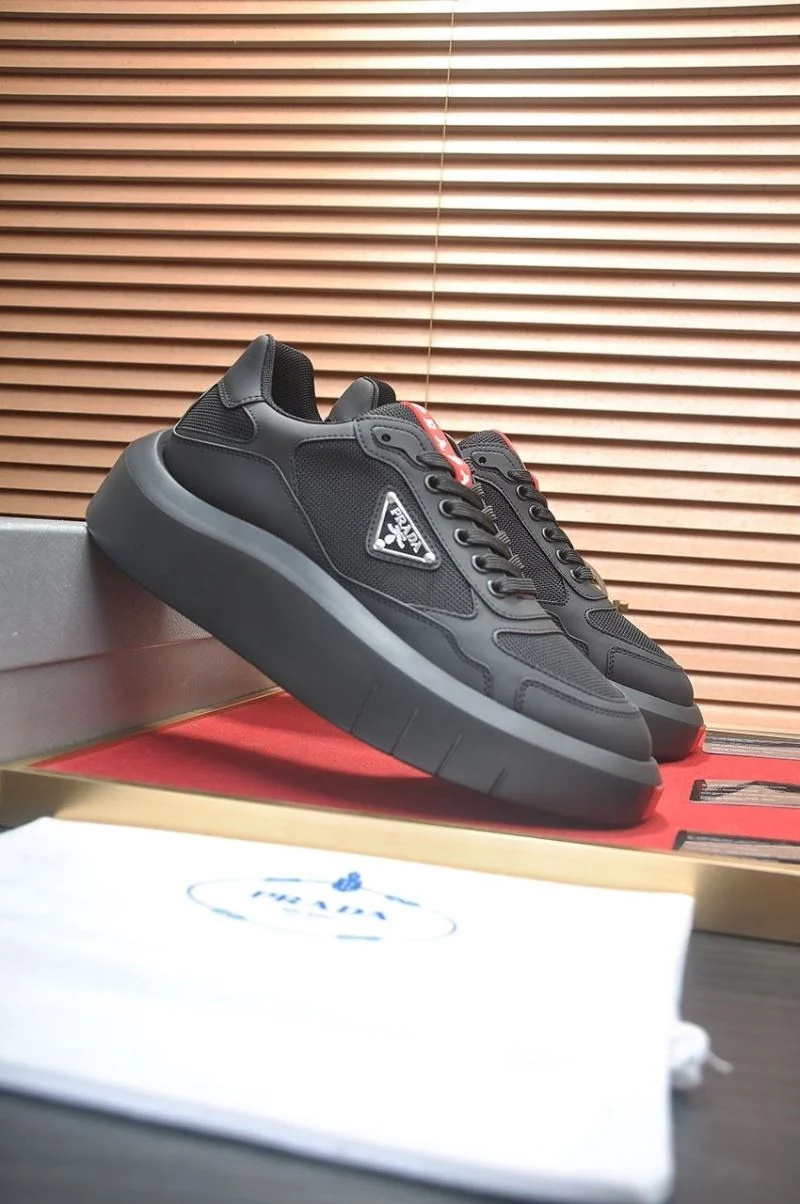 Prada Low Shoes Sophisticated 35353