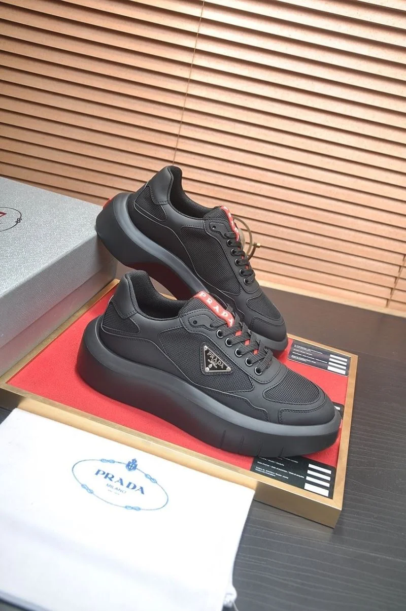 Prada Low Shoes Sophisticated 35353