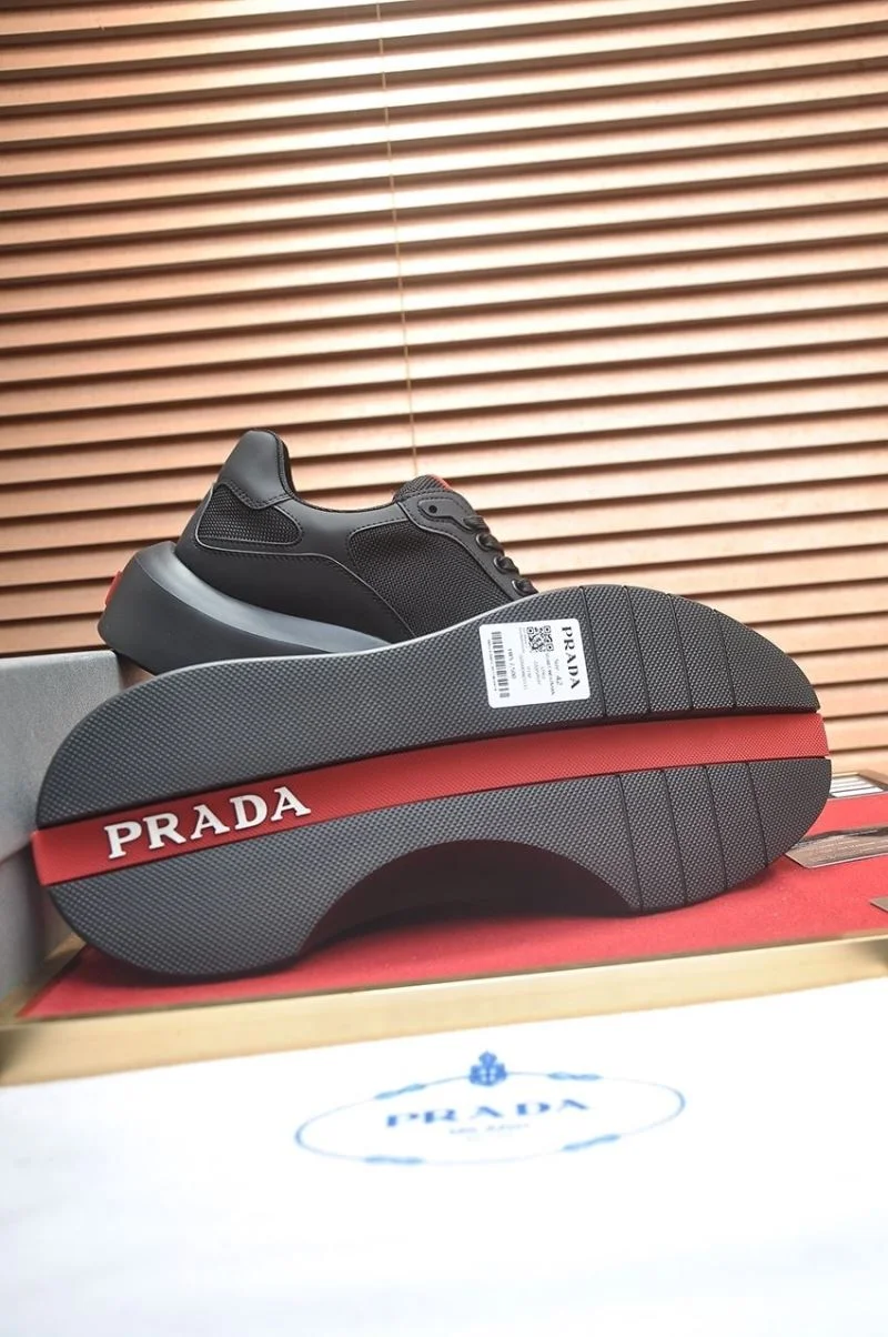 Prada Low Shoes Sophisticated 35353