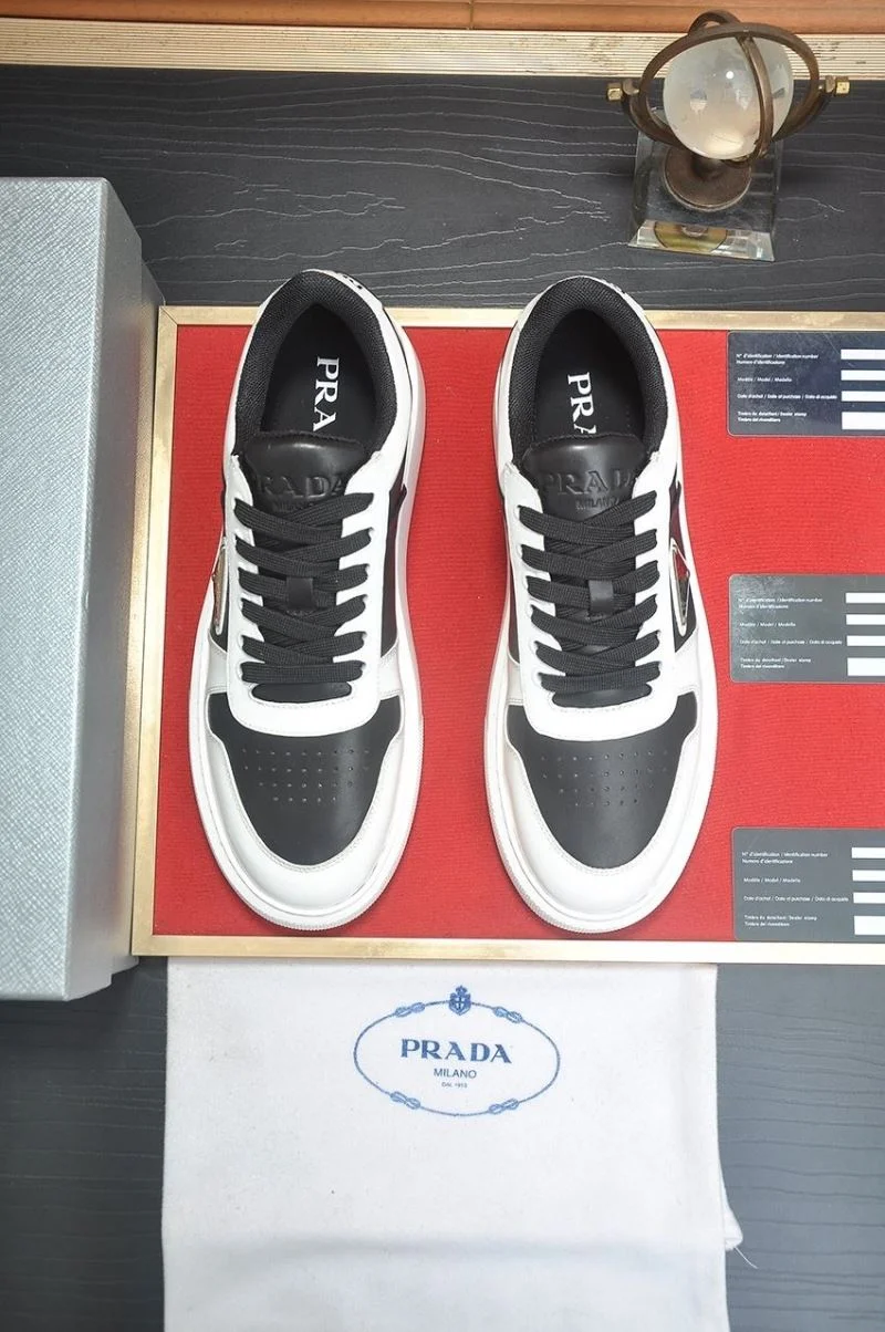 Prada Low Shoes Chic 35366