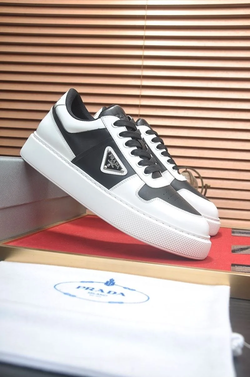 Prada Low Shoes Chic 35366