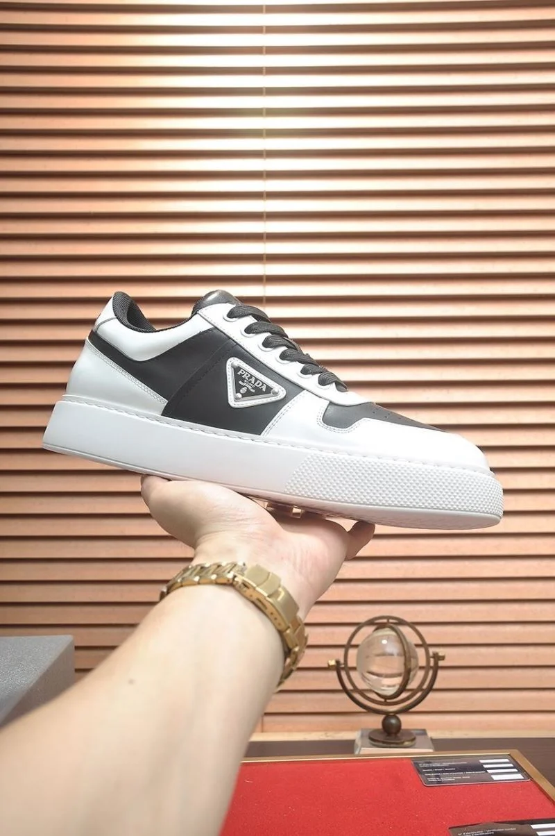 Prada Low Shoes Chic 35366