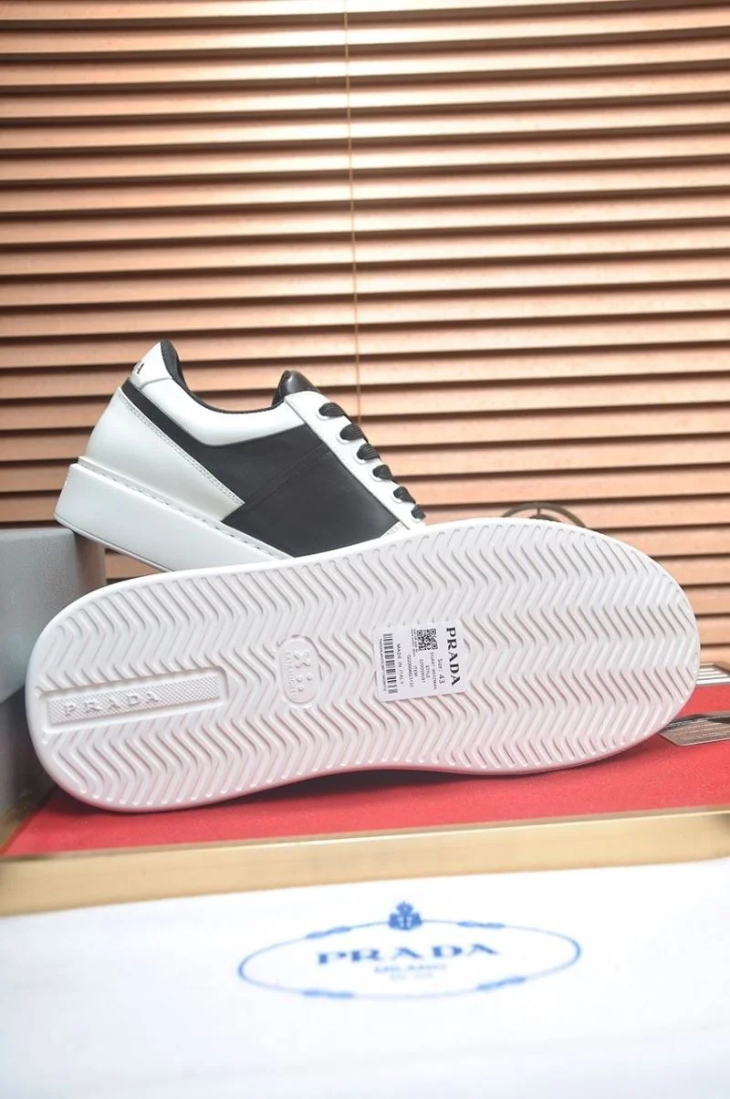 Prada Low Shoes Chic 35366