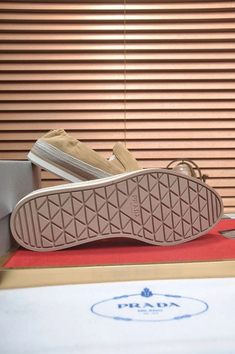 Prada Low Shoes SportInspired 35359