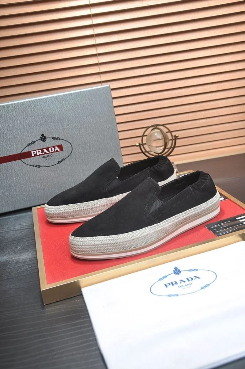 Practical Prada Low Shoes 35371