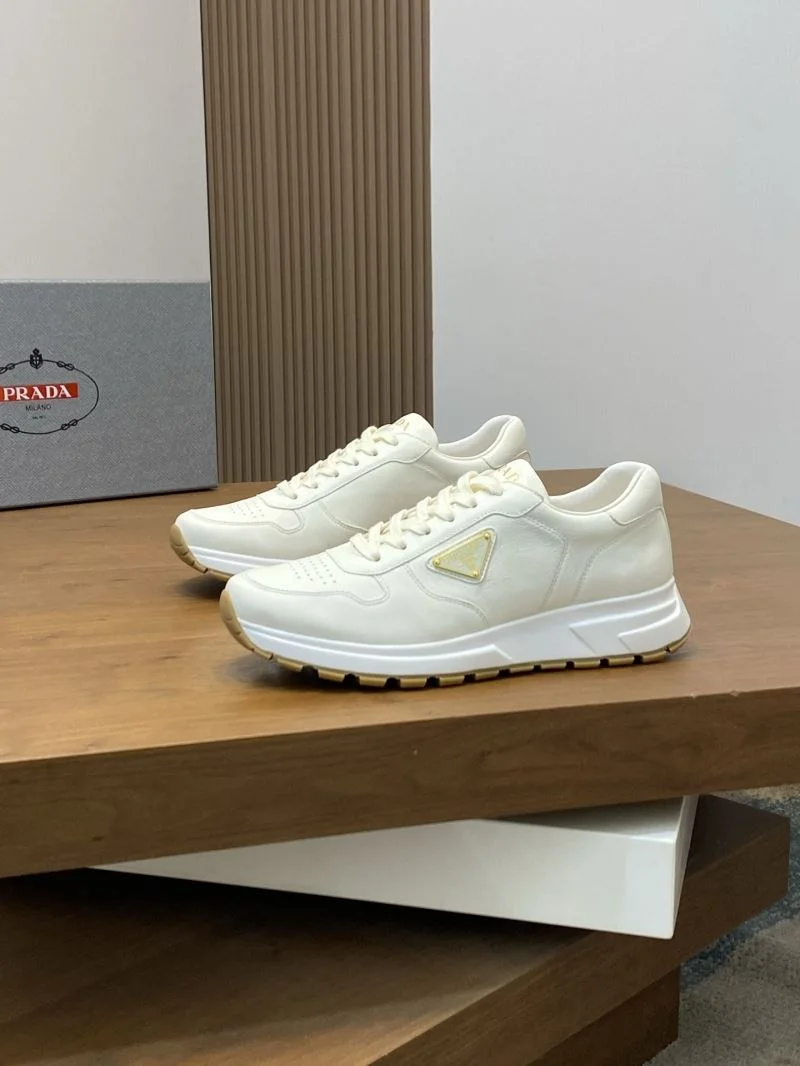 Tailored Prada Low Shoes 35377